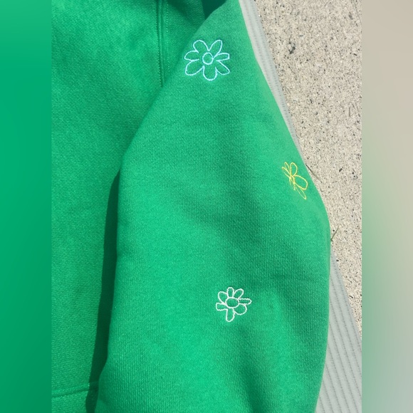 XS-M Champion Women's Reverse Weave Oversized Floral Embroidered Hoodie $70 - Picture 4 of 15